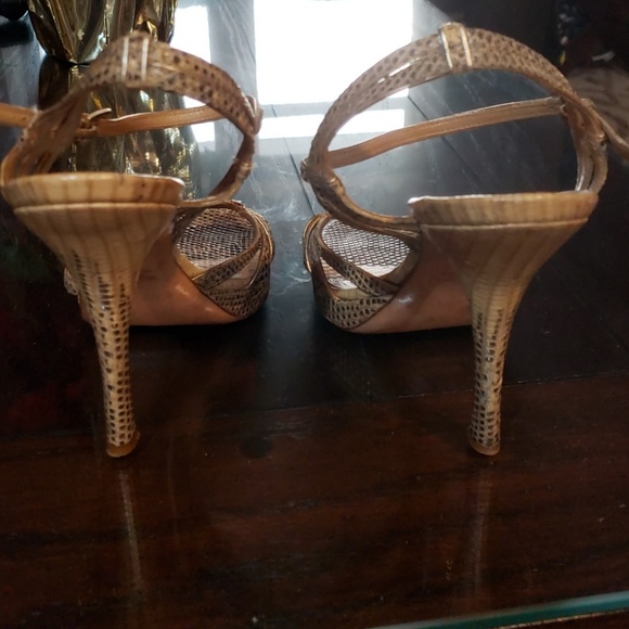 Valentino Garavani sandals - Picture 2 of 6